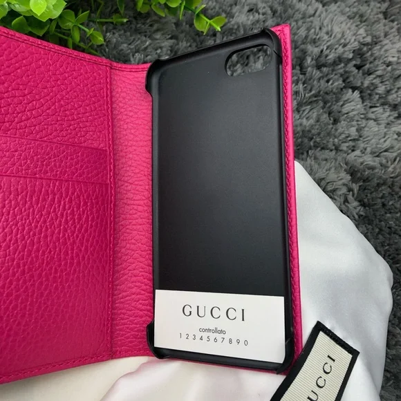 Gucci GG Marmont bifold Wallet Case iPhone 7/8 Case with interior card - Picture 10 of 15